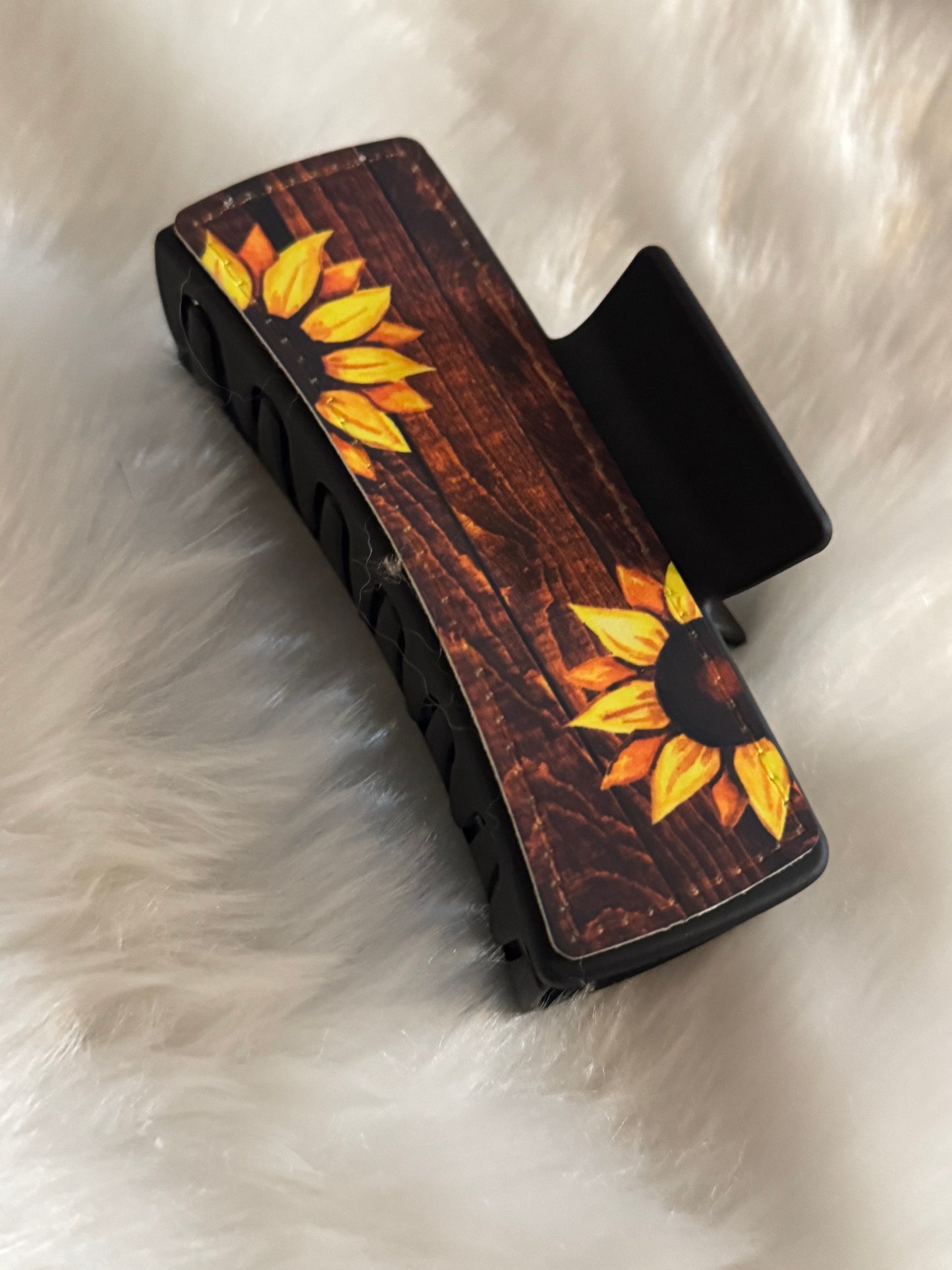 Hair Clip Ready to Ship